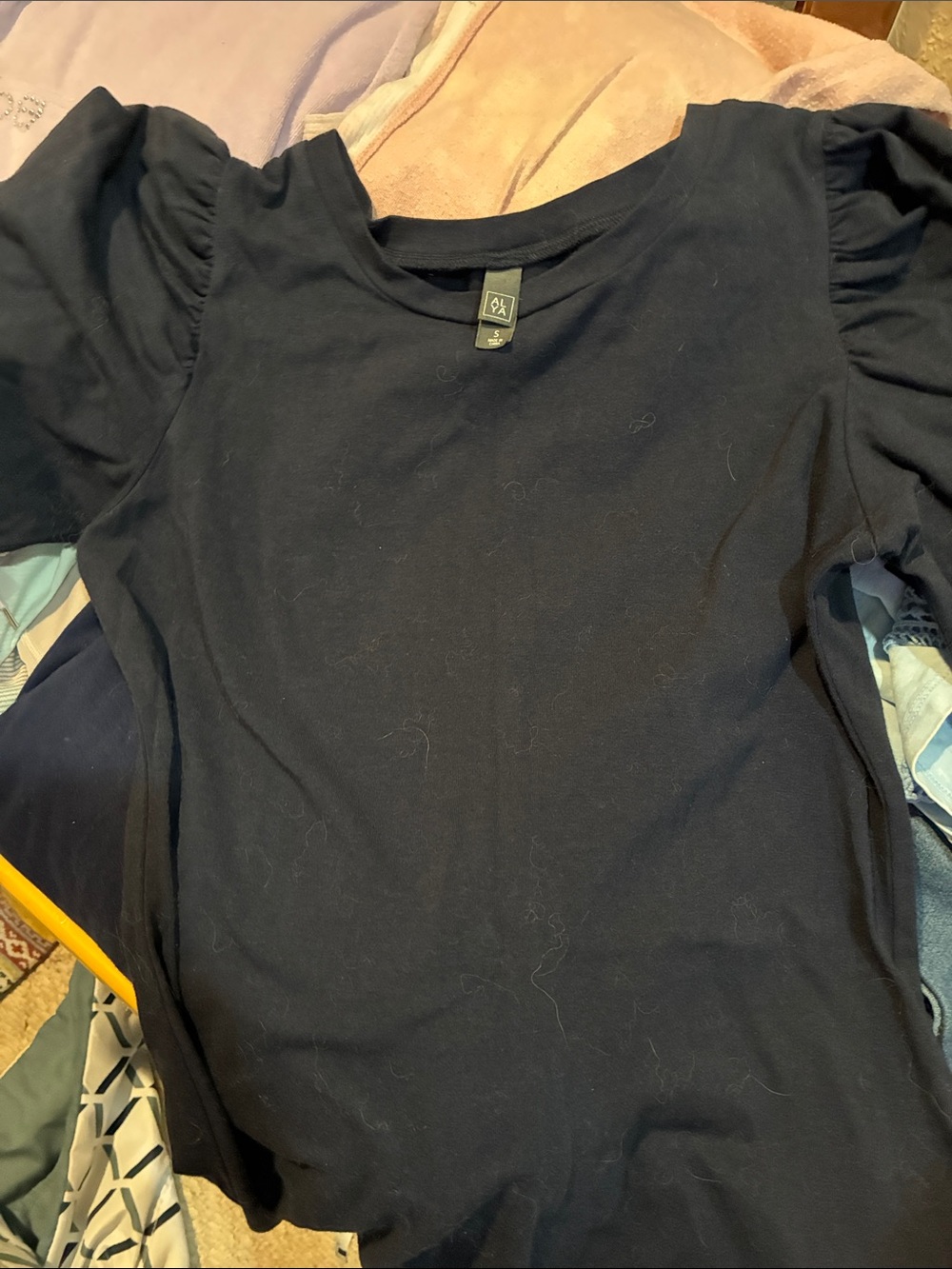 Alya Black Crewneck Tee